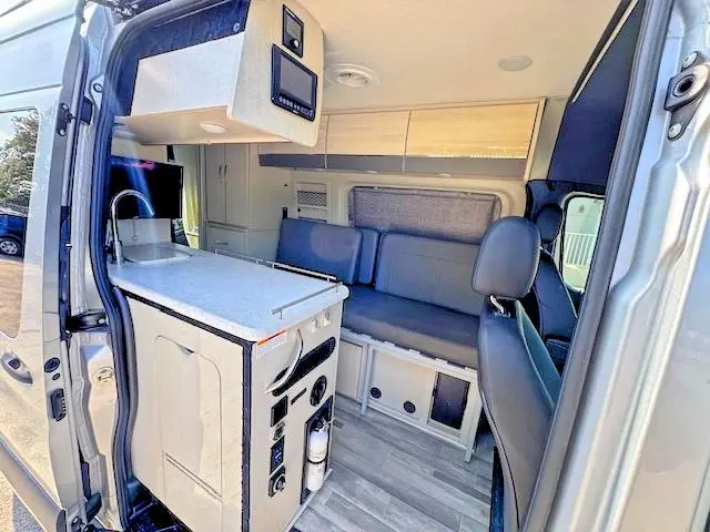 2022 MERCEDES-BENZ SPRINTER 2500  
