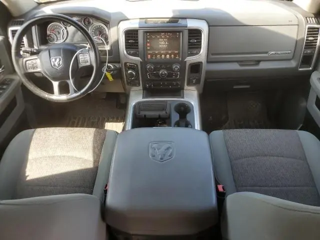 2017 RAM 1500 SLT  