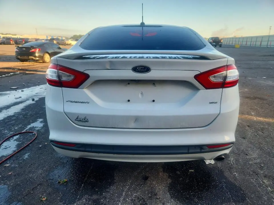 2014 FORD FUSION SE  