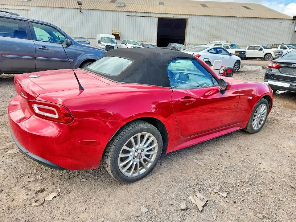 2017 FIAT 124 SPIDER CLASSICA  