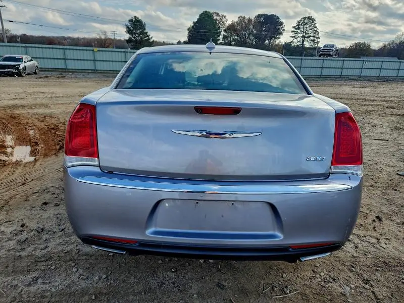 2016 CHRYSLER 300 LIMITED  