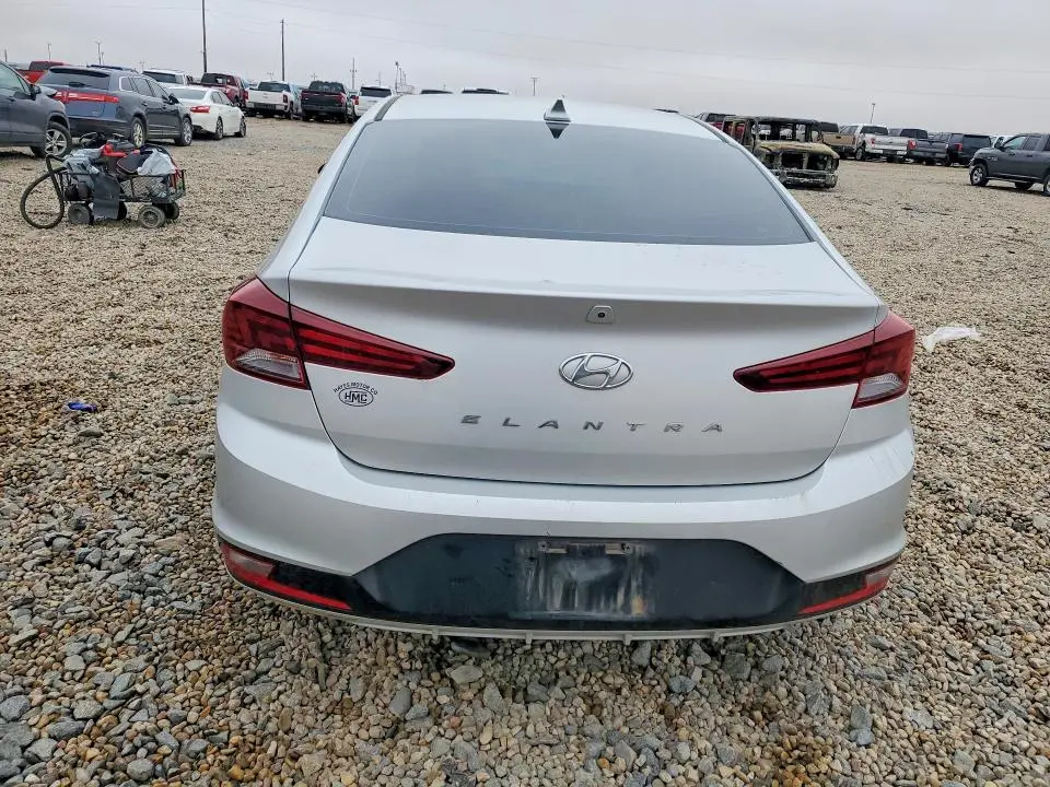 2019 HYUNDAI ELANTRA SEL  