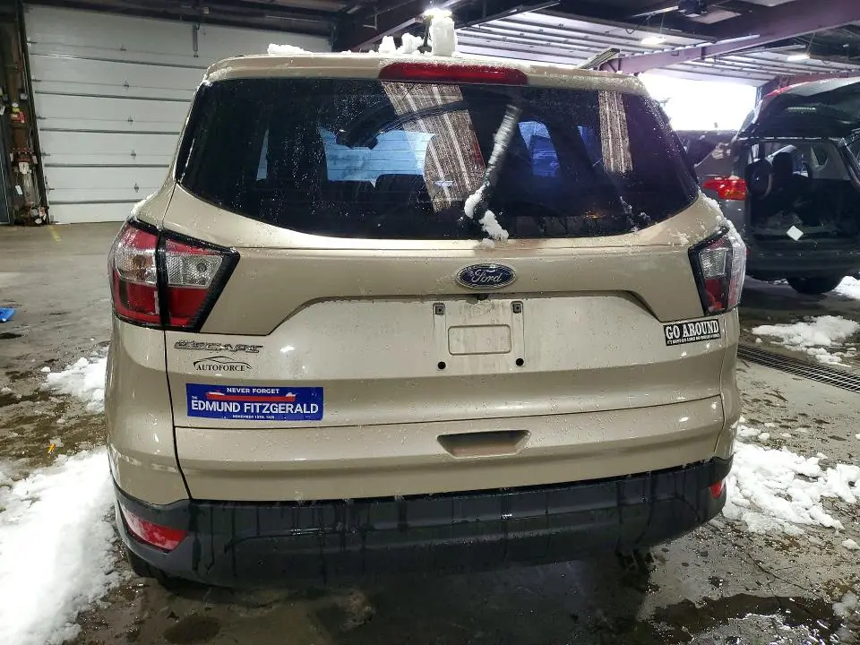 2017 FORD ESCAPE S  