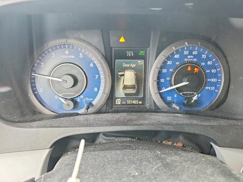2020 TOYOTA SIENNA LE  