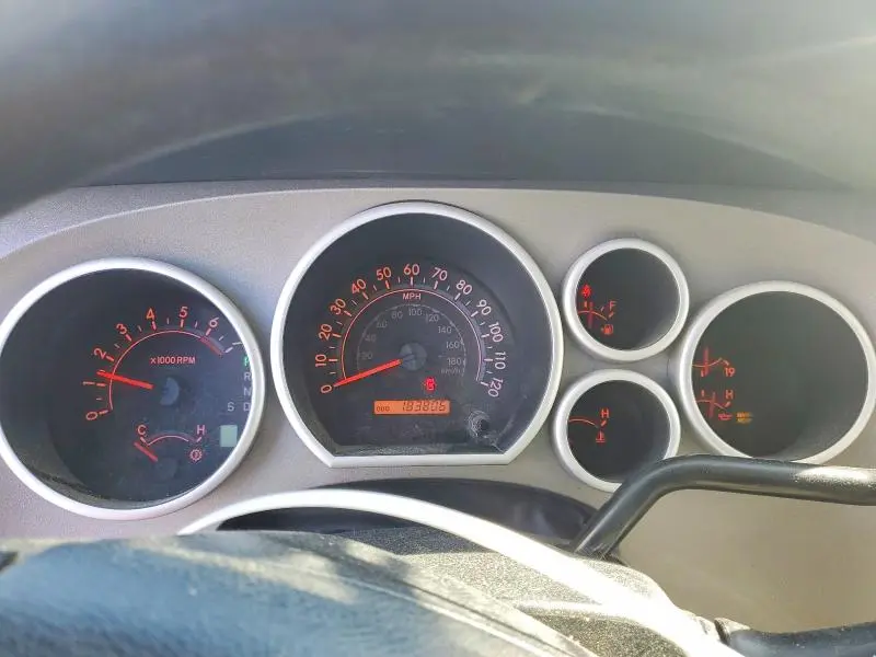 2011 TOYOTA TUNDRA DOUBLE CAB SR5  