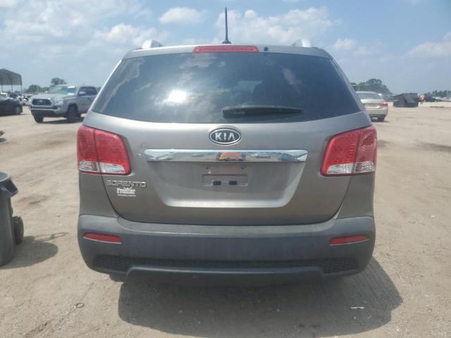 2013 KIA SORENTO LX