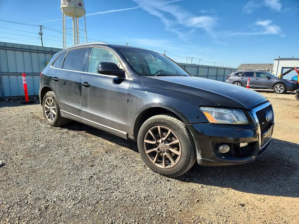 2010 AUDI Q5 PREMIUM PLUS  
