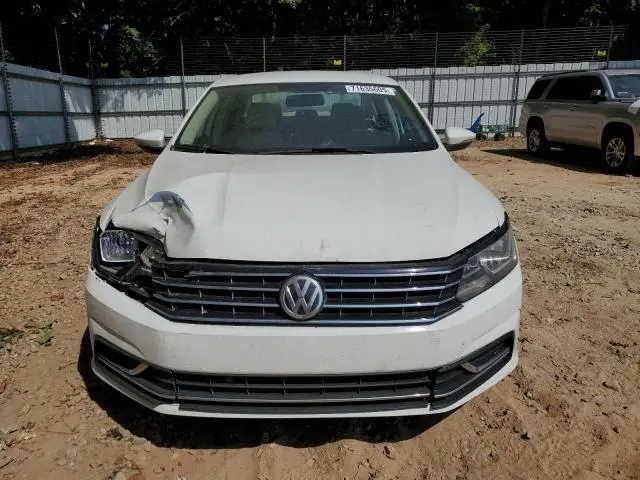 2017 VOLKSWAGEN PASSAT S  