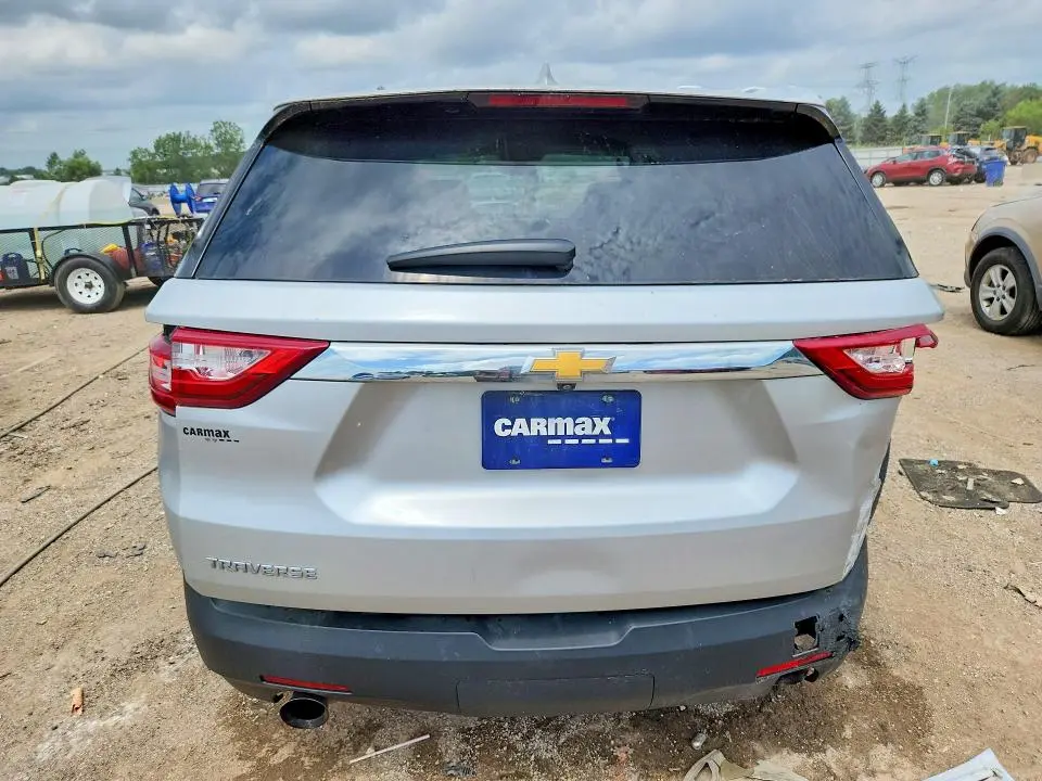 2021 CHEVROLET TRAVERSE LS  