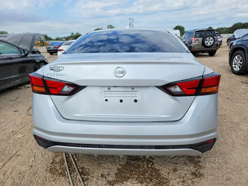 2020 NISSAN ALTIMA S  