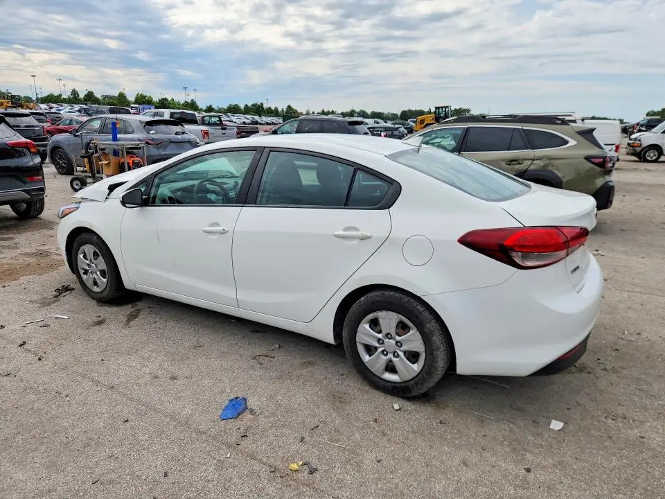 2017 KIA FORTE LX  