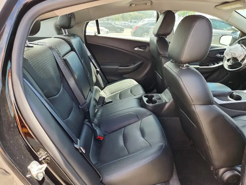 2018 CHEVROLET VOLT LT  