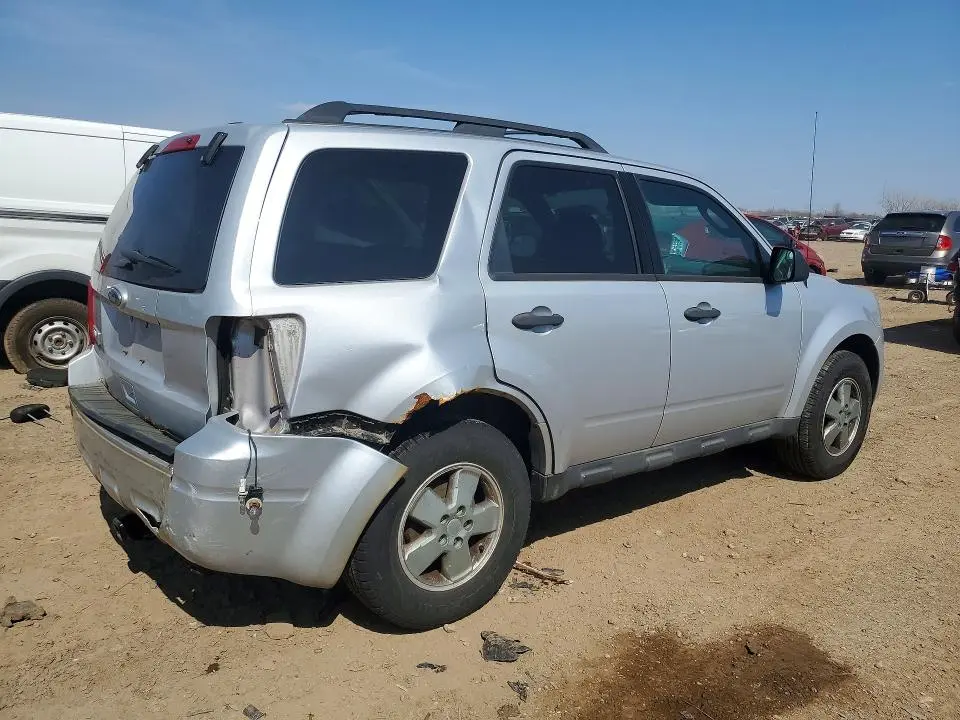 2012 FORD ESCAPE XLT  