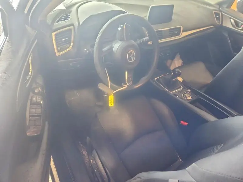 2017 MAZDA 3 SPORT  
