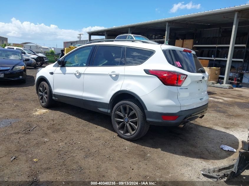 2019 FORD ESCAPE SE