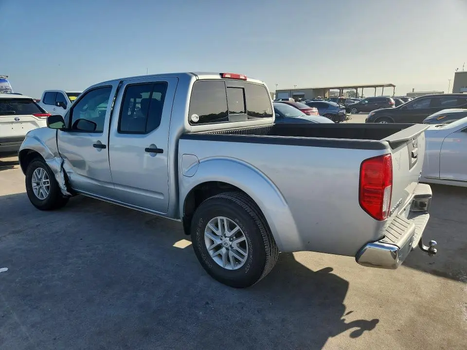 2017 NISSAN FRONTIER SV  