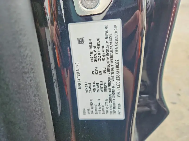 2024 TESLA MODEL 3   