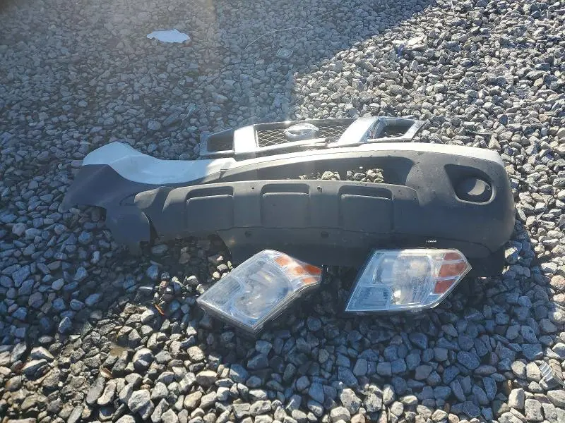 2017 NISSAN FRONTIER S  