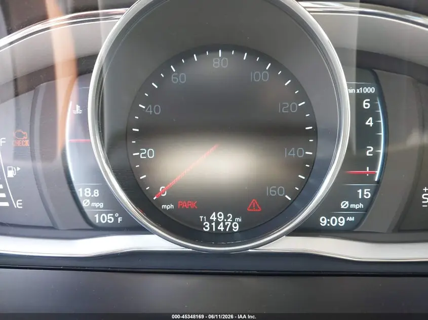 2015 VOLVO XC60 T6