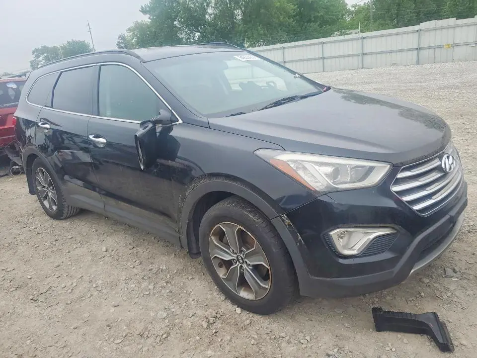2016 HYUNDAI SANTA FE SE  
