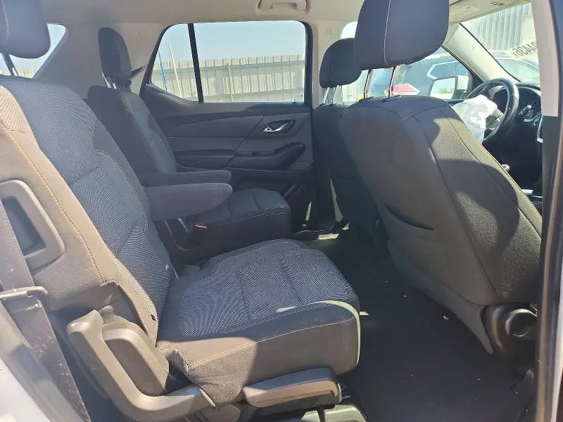 2018 CHEVROLET TRAVERSE LT  