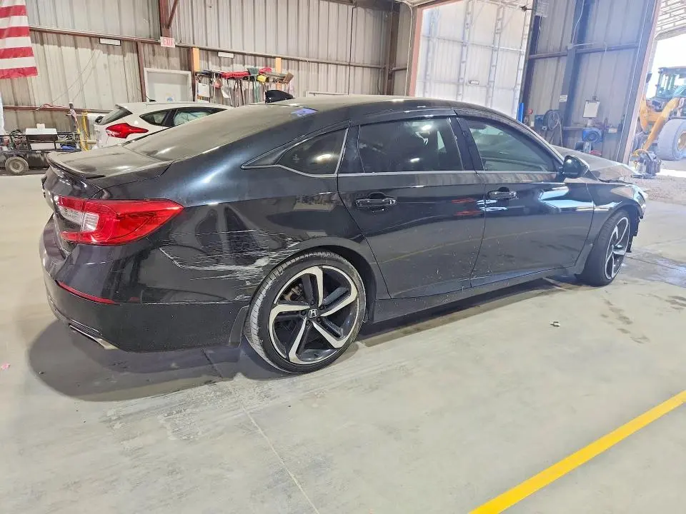 2021 HONDA ACCORD SPORT  