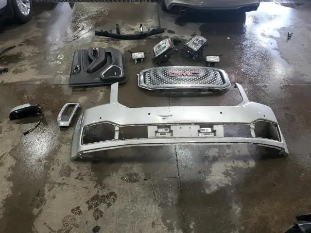 2016 GMC YUKON XL K1500 SLT  