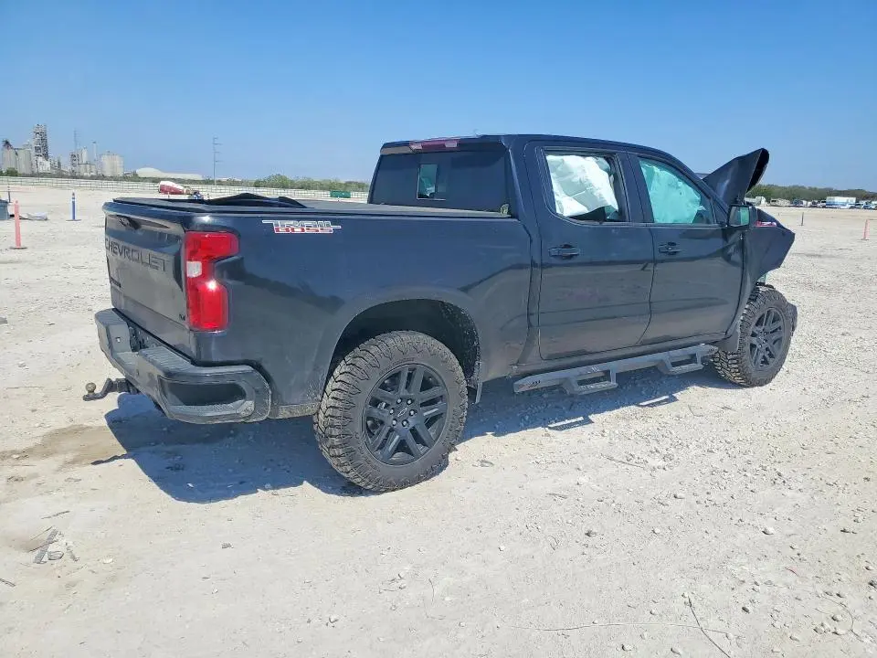 2022 CHEVROLET SILVERADO K1500 LT TRAIL BOSS  
