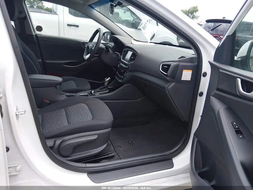 2018 HYUNDAI IONIQ HYBRID BLUE