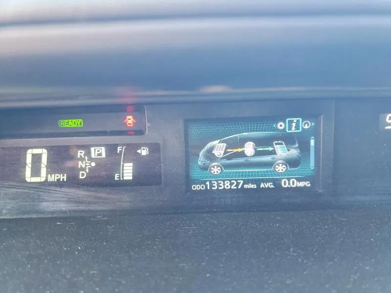 2016 TOYOTA PRIUS V THREE  