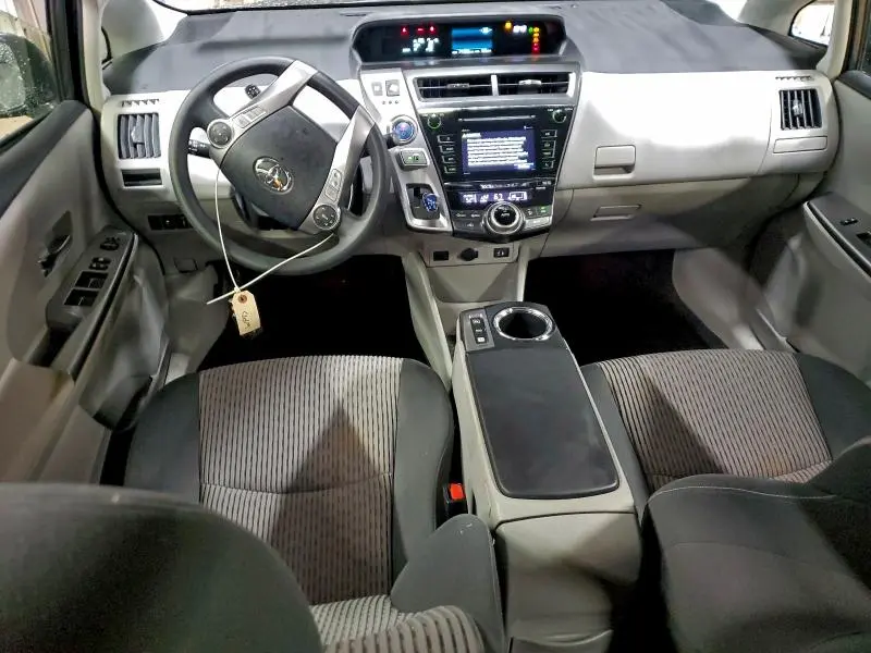 2016 TOYOTA PRIUS V   