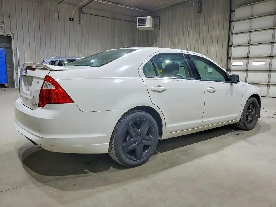 2011 FORD FUSION SE  