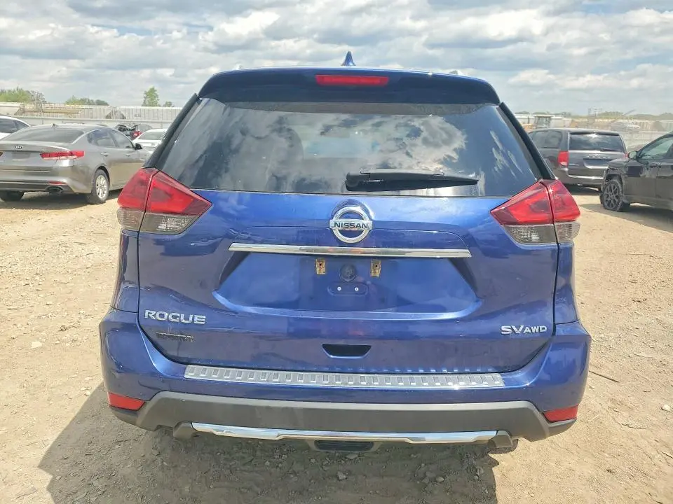 2018 NISSAN ROGUE SV  
