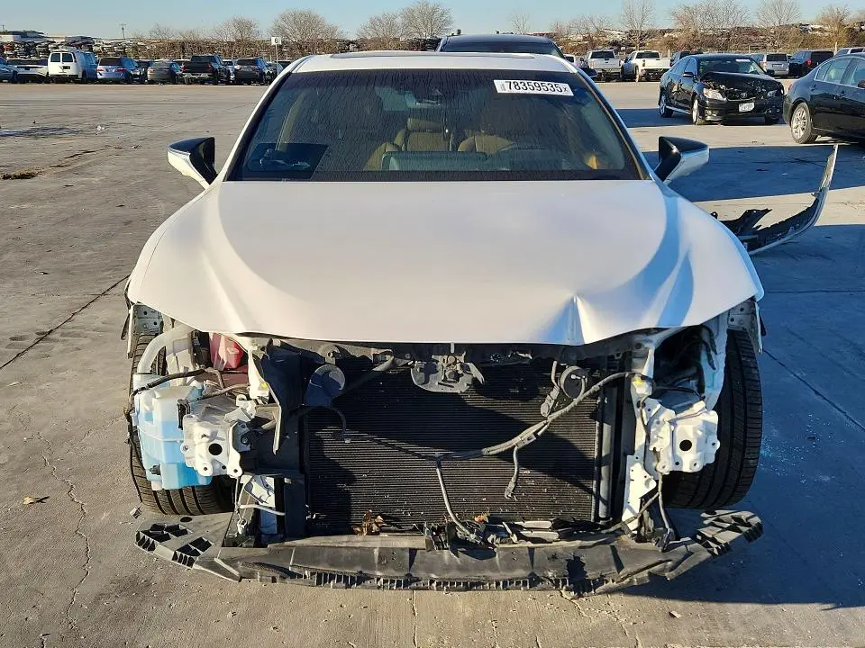 2022 LEXUS ES 300H ULTRA LUXURY  