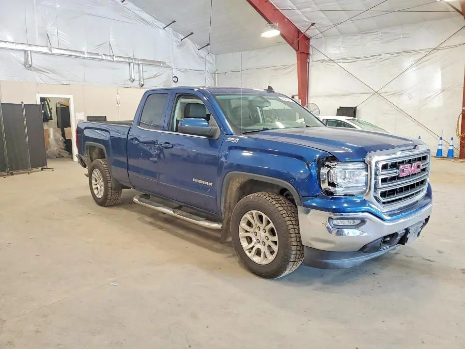 2017 GMC SIERRA K1500 SLE  