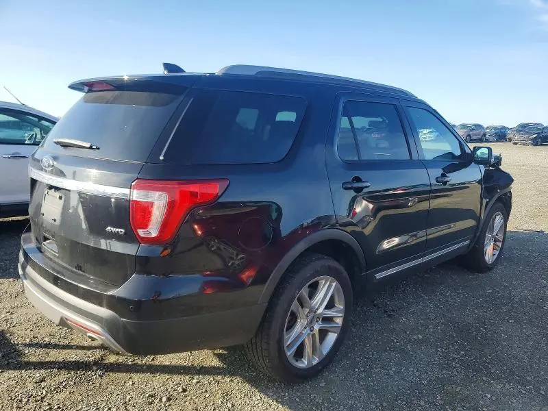 2017 FORD EXPLORER XLT  