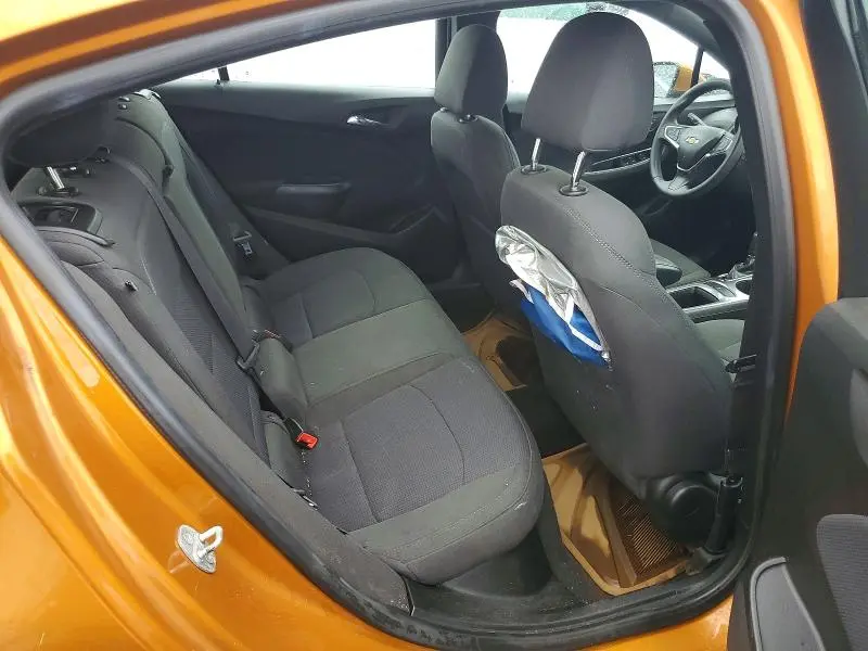 2017 CHEVROLET CRUZE LT  