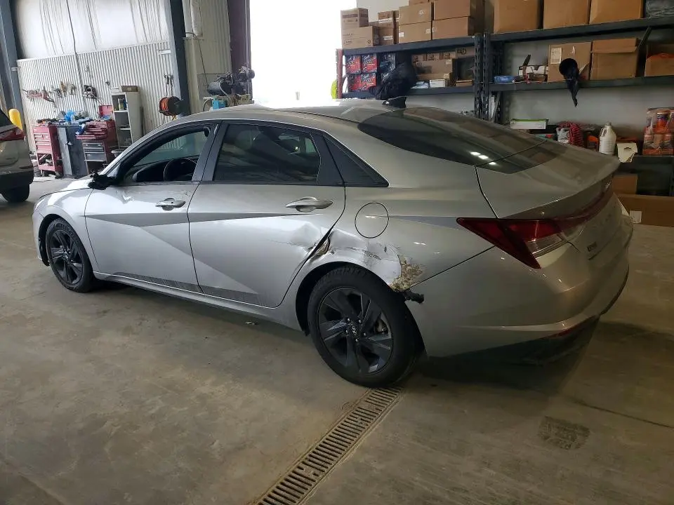 2021 HYUNDAI ELANTRA SEL  