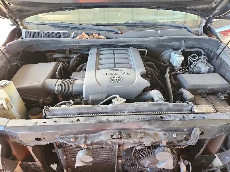 2012 TOYOTA SEQUOIA SR5  