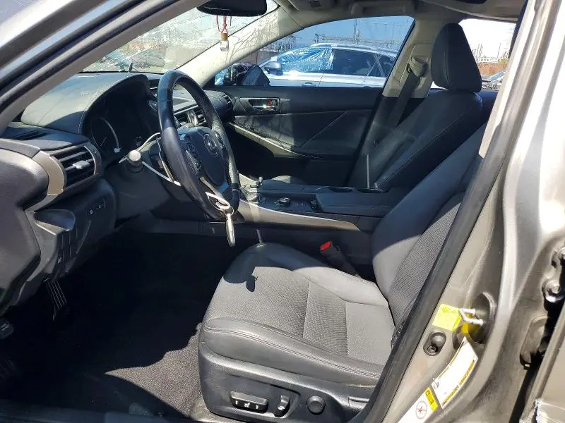 2016 LEXUS IS 200T  