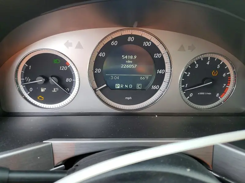 2010 MERCEDES-BENZ GLK 350  