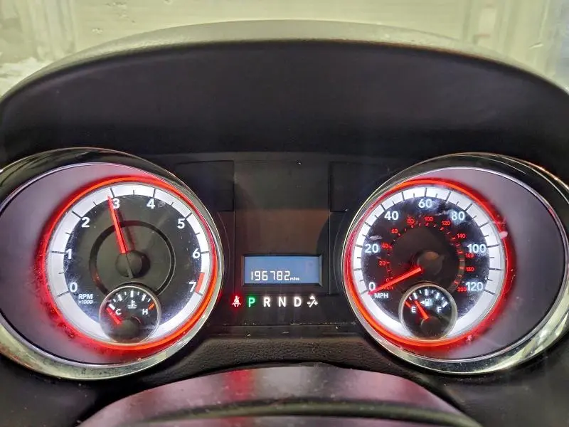 2013 DODGE GRAND CARAVAN SE  