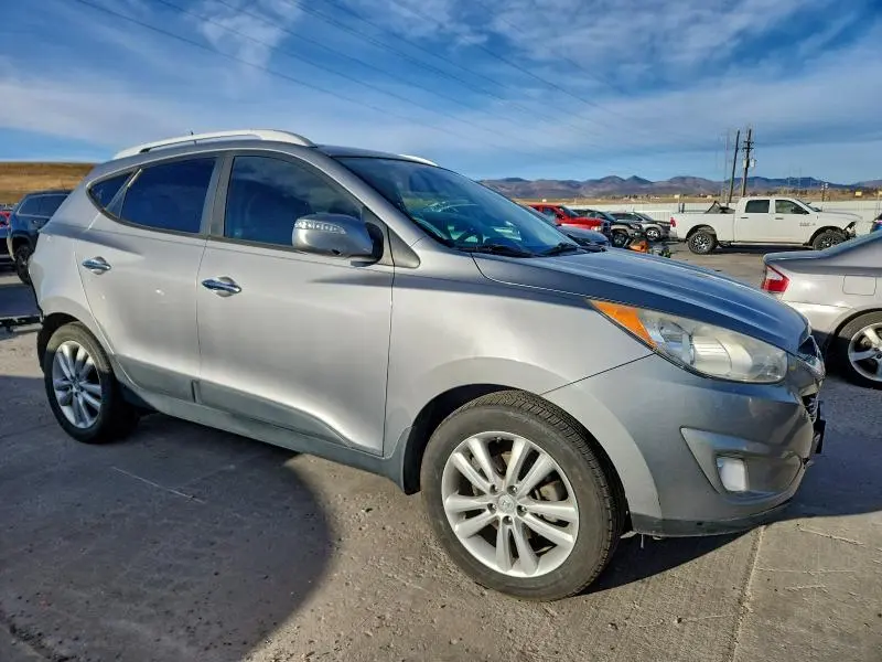 2012 HYUNDAI TUCSON GLS  