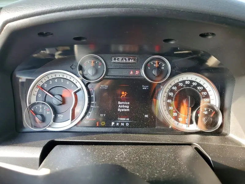 2017 RAM 1500 SLT  