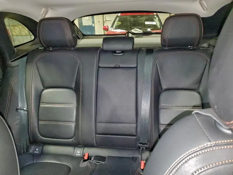 2017 JAGUAR F-PACE PRESTIGE  