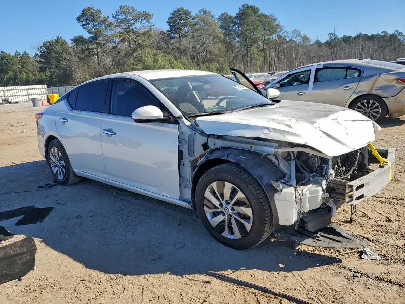 2023 NISSAN ALTIMA S  