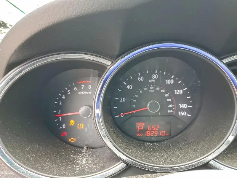 2012 KIA SORENTO LX  