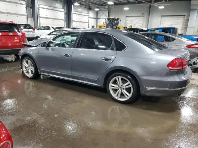 2015 VOLKSWAGEN PASSAT SE  