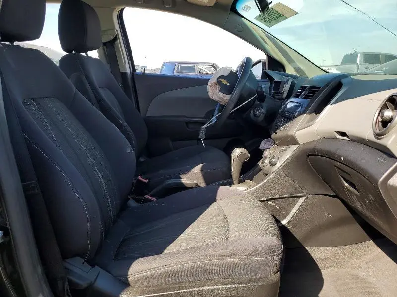 2013 CHEVROLET SONIC LT  