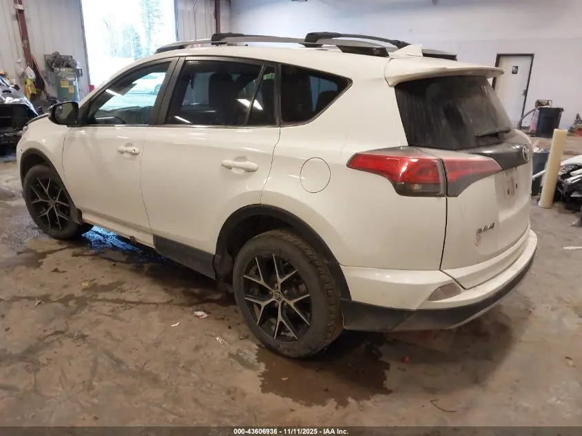 2017 TOYOTA RAV4 SE